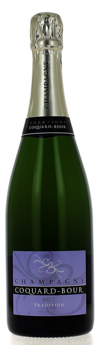 Champagne Coquard-Bour - brut tradition - Assemblage de pinot noir, chardonnay et pinot meunier. Frais, gourmand, avec de fines bulles. Ce Champagne sera parfait pour trinquer en toute occasion.